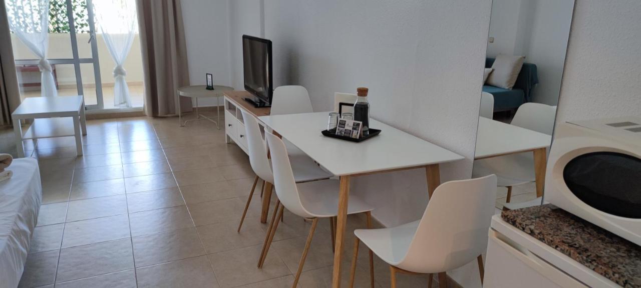 Benalbeach Casa Kito Relax 1ª Linea De Playa Benalmádena Zewnętrze zdjęcie