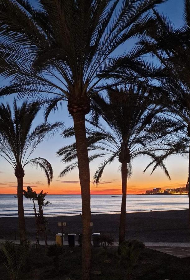 Benalbeach Casa Kito Relax 1ª Linea De Playa Benalmádena Zewnętrze zdjęcie